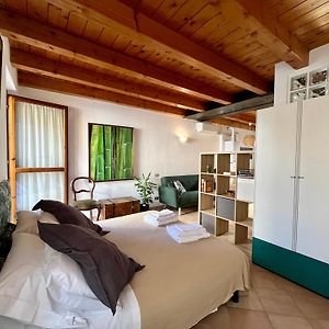 Bright, Cozy Apartment In The Heart Of Verona